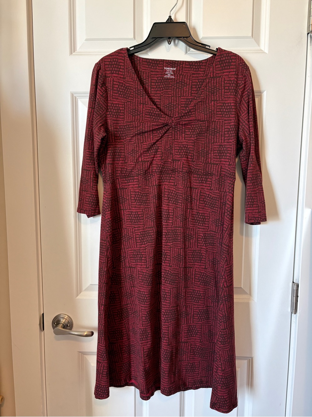Toad&Co Red and Black Patterned Twist-Front 3/4 Sleeve Dress